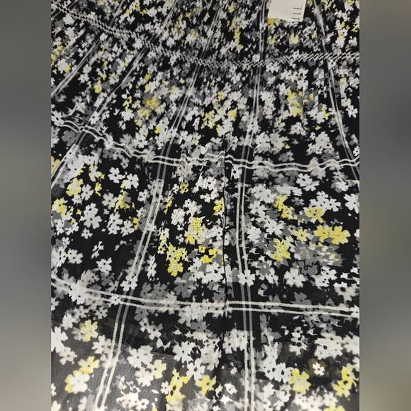 NWT ELLE™ Pleated Chiffon Skirt - Women's Size M - Picture 3 of 13